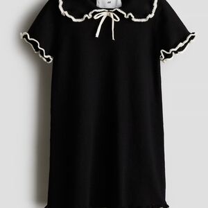 H&M] Ruffle-Trimmed Fine-Knit Dress